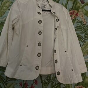 Elegant White Button-Accent Blazer